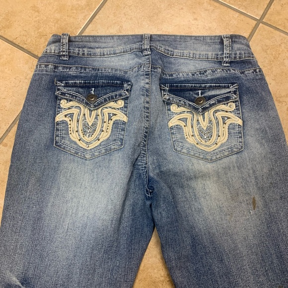 Wallflower Jeans-Medium Wash - Picture 5 of 10